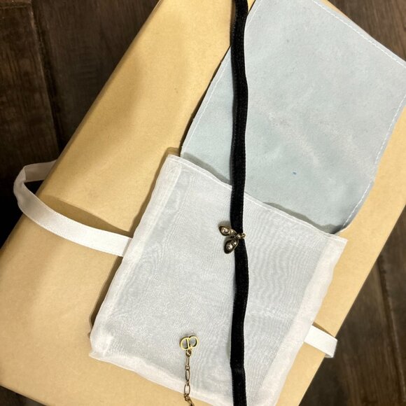 Dior bee velvet choker - Picture 4 of 6